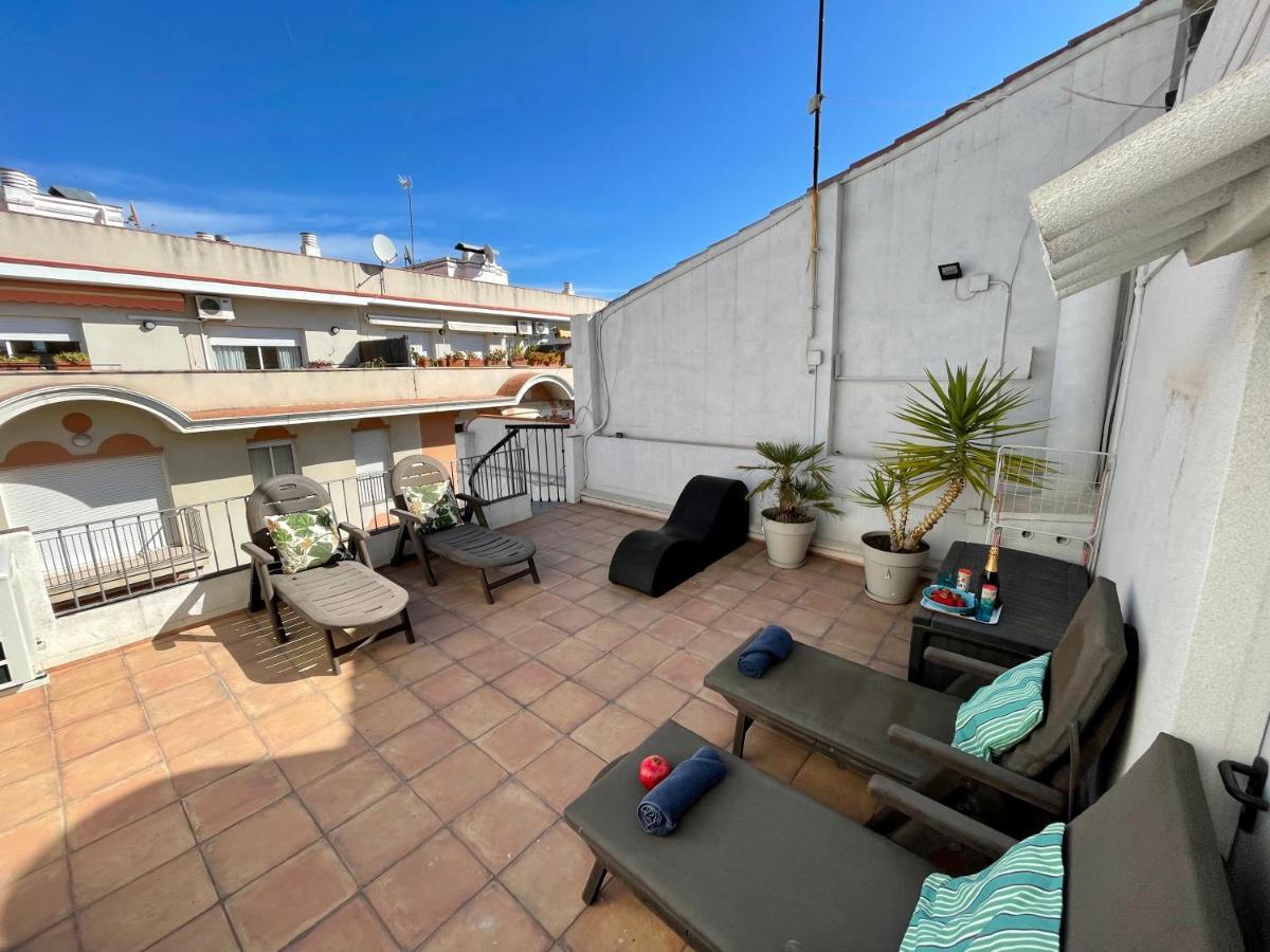 Sea Dreams With Amazing Terrace Apartment Sitges Exterior photo